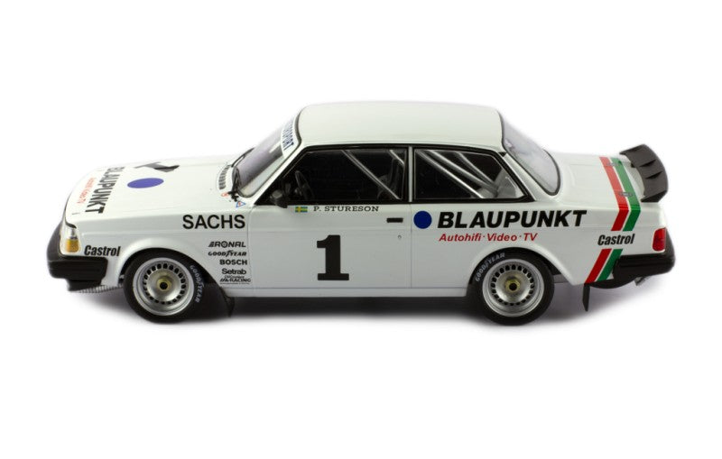 1:18 1986 DTM Zolder Bergischer Lowe -- #1 Volvo 240 Turbo