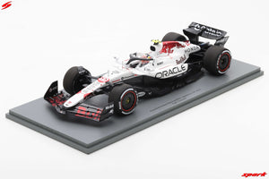 Pre-Order) 1:18 2025 Yuki Tsunoda -- Japanese GP -- #22 Red Bull RB21