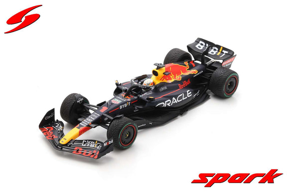 1:18 2022 Max Verstappen - World Championship Winner - Red Bull RB18 -- Spark F1