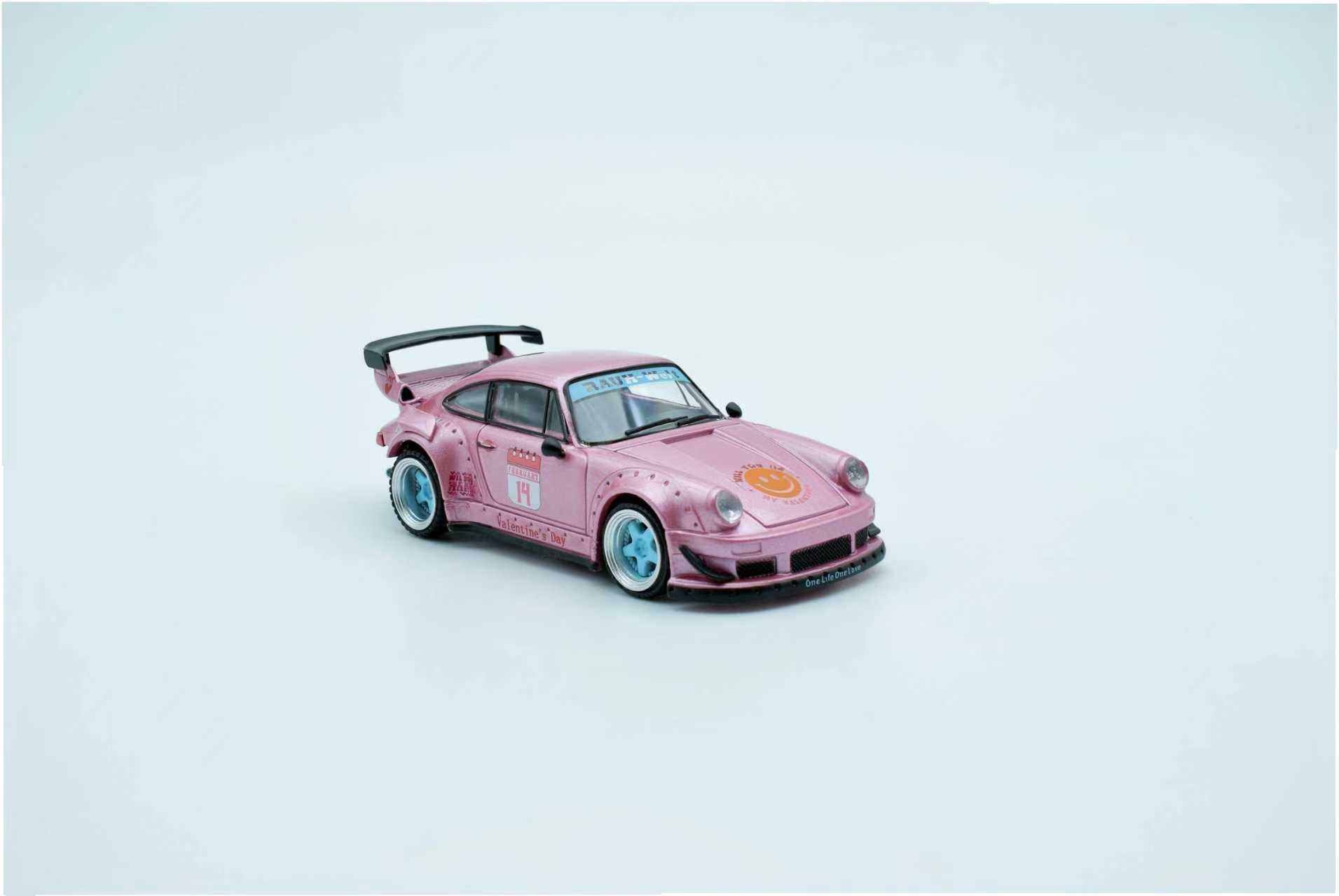 1:64 RWB 930 -- #14 Pink Valentine's Day Special 2026 -- Model-Model