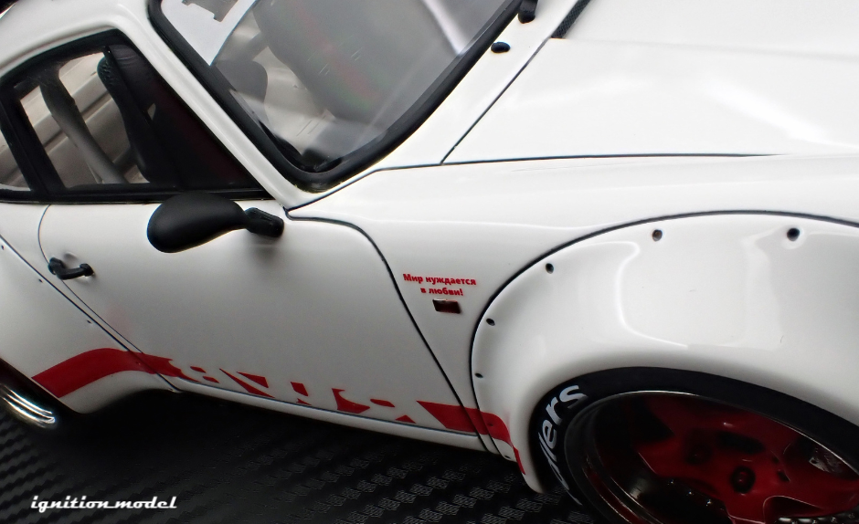 1:18 RWB Backdate (Porsche 911) -- White w/Red Stripe -- Ignition Mode