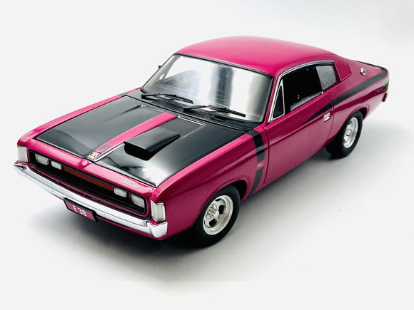 1:18 Valiant Charger E38 R/T 'Big Tank' -- Magenta (Purple) -- Classic Carlectab