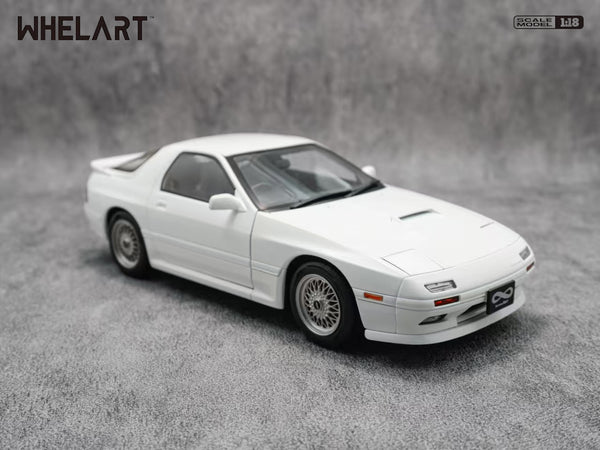 Pre-Order) 1:18 Mazda Savanna RX-7 Infini (FC3S) -- White -- Whelart