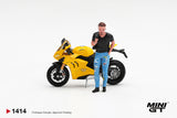 (Pre-Order) 1:64 Ducati Panigale V4 S w/ Figurine -- Giallo Yellow -- Mini GT MGT01414