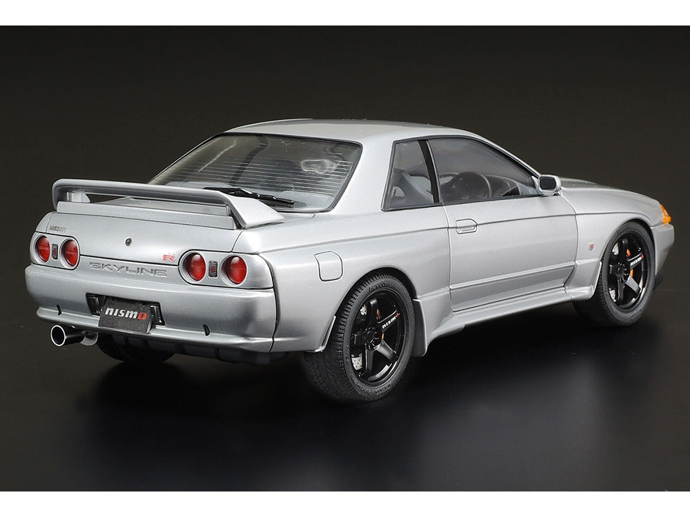 1:24 Nissan R32 Skyline GT-R NISMO-Custom -- PLASTIC KIT -- Tamiya 243