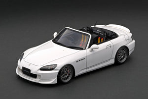 1:18 Honda S2000 (AP2) -- White -- Ignition Model IG2585