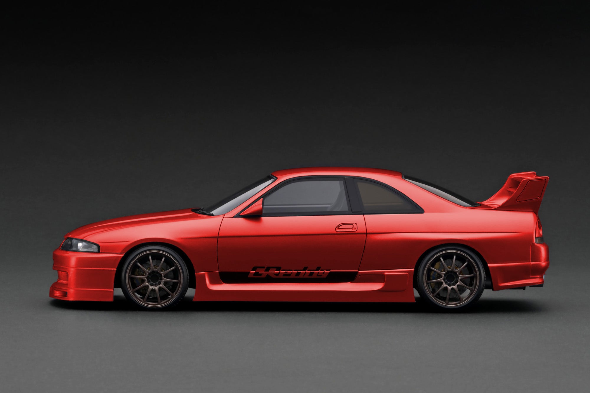 1:18 Nissan Skyline GT-R (BCNR33) GReddy -- Red Metallic -- Ignition M