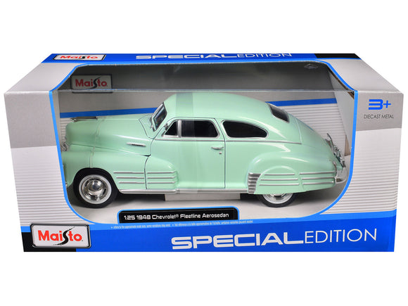 1:24 1948 Chevrolet Fleetline Aerosedan -- Light Green -- Maisto