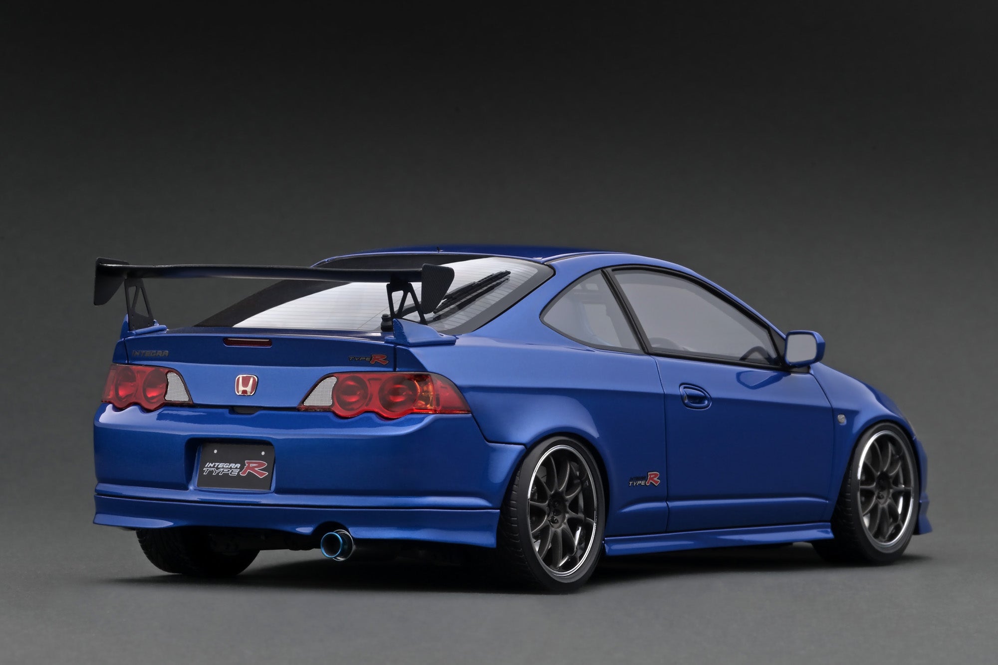 1:18 Honda Integra (DC5) Type R -- Blue Metallic -- Ignition Model IG3