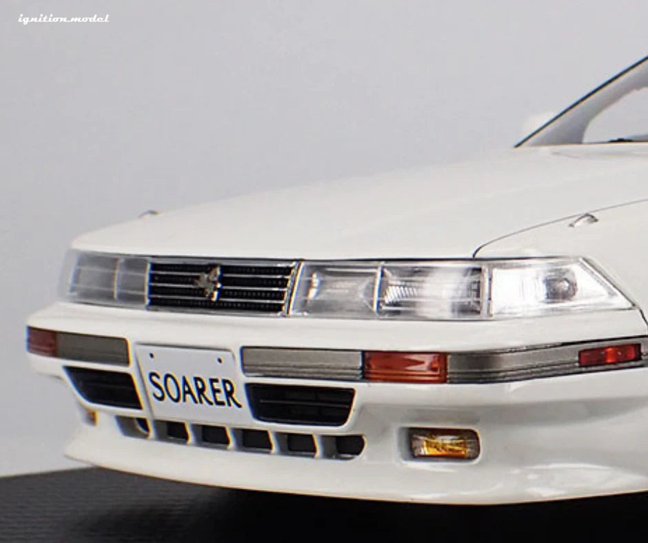 1:18 Toyota Soarer (Z20) 2.0GT-Twin Turbo L -- White 1:18 Toyota Soarer (Z20) 2.0GT-Twin Turbo L -- White