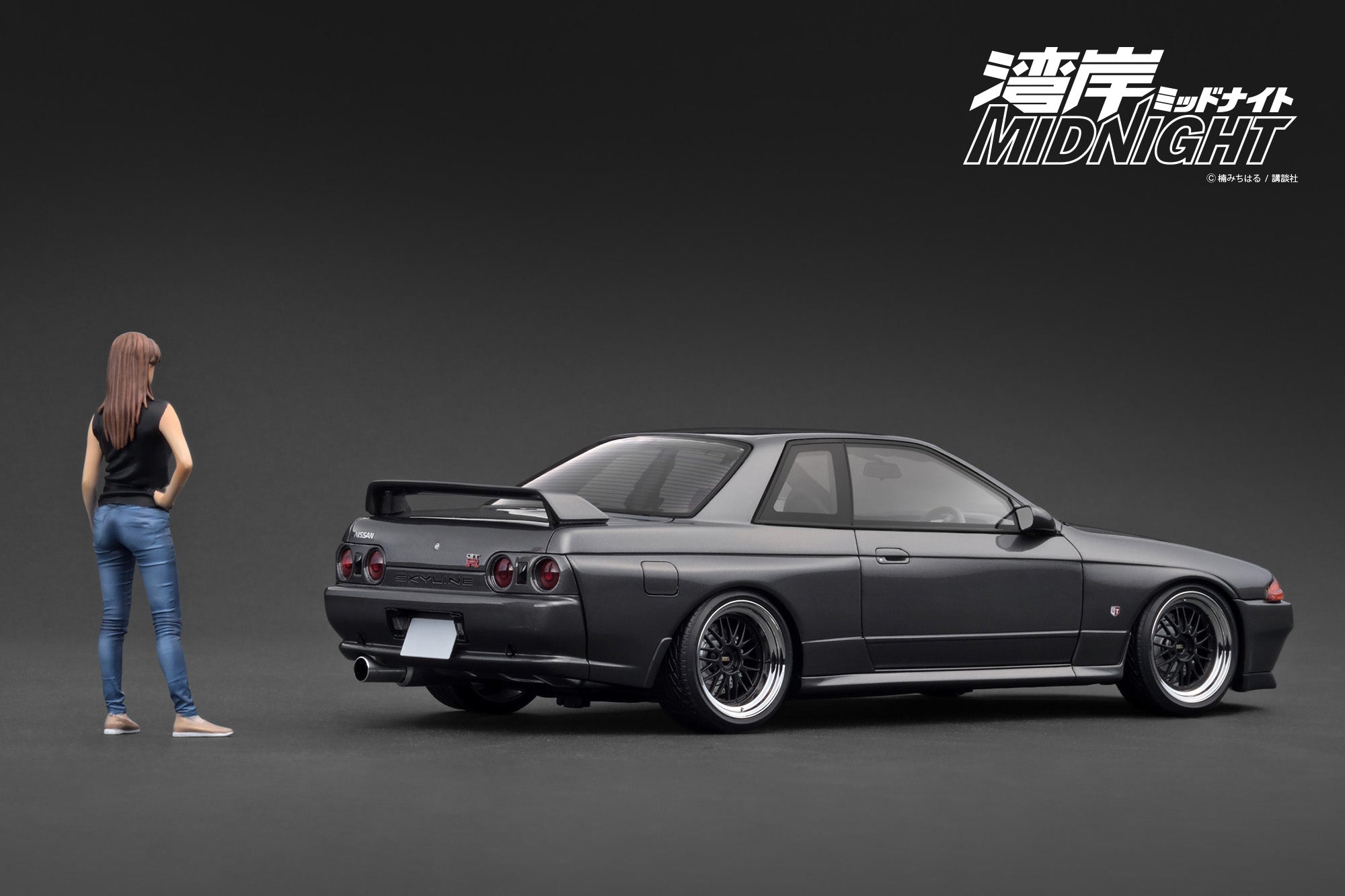 Pre-Order) 1:18 Nissan Skyline R32 GT-R - Grey -- Wangan Midnight w/F