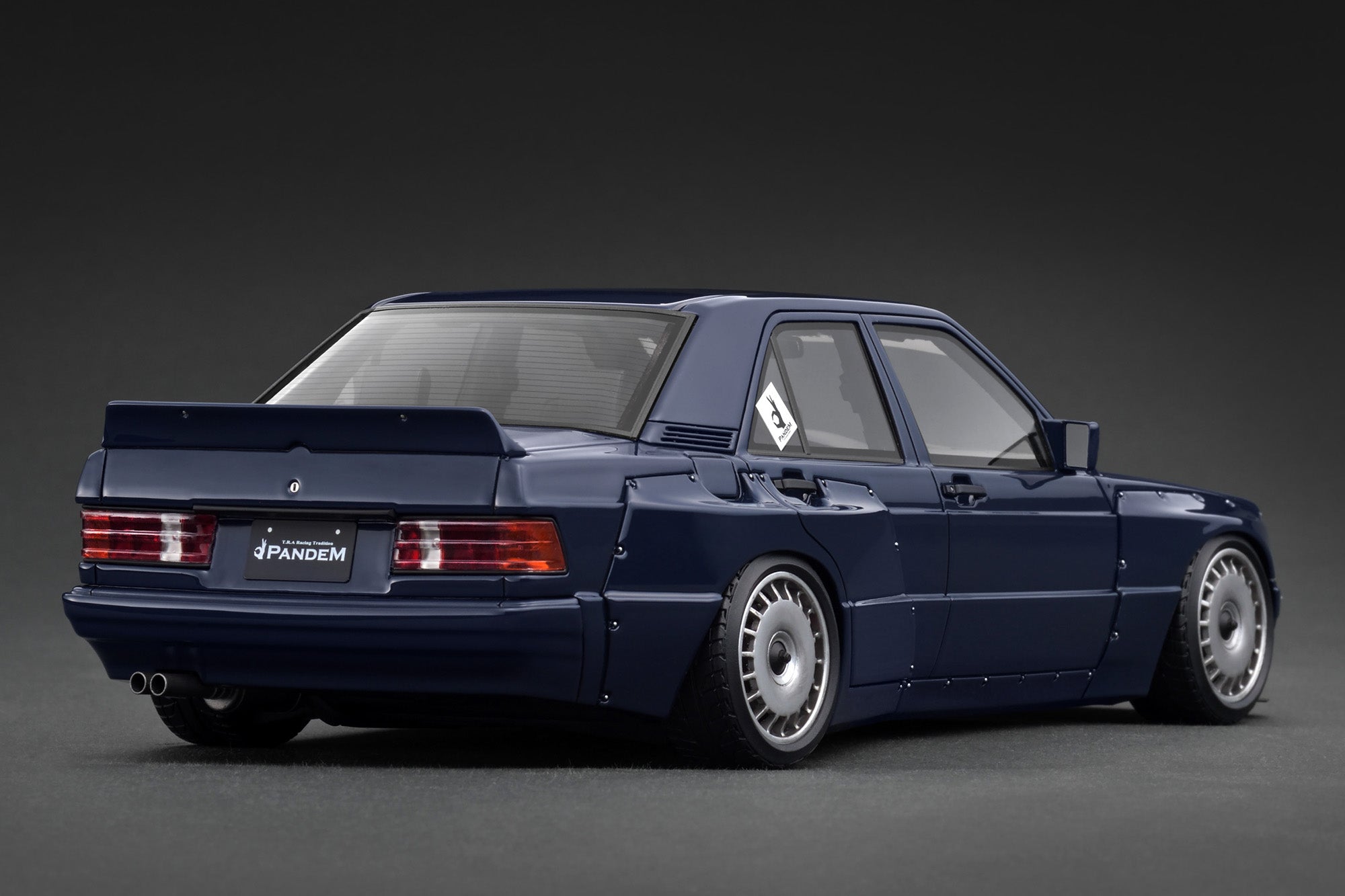 1:18 Mercedes-Benz W201 190E PANDEM -- Blue Black -- Ignition Model IG