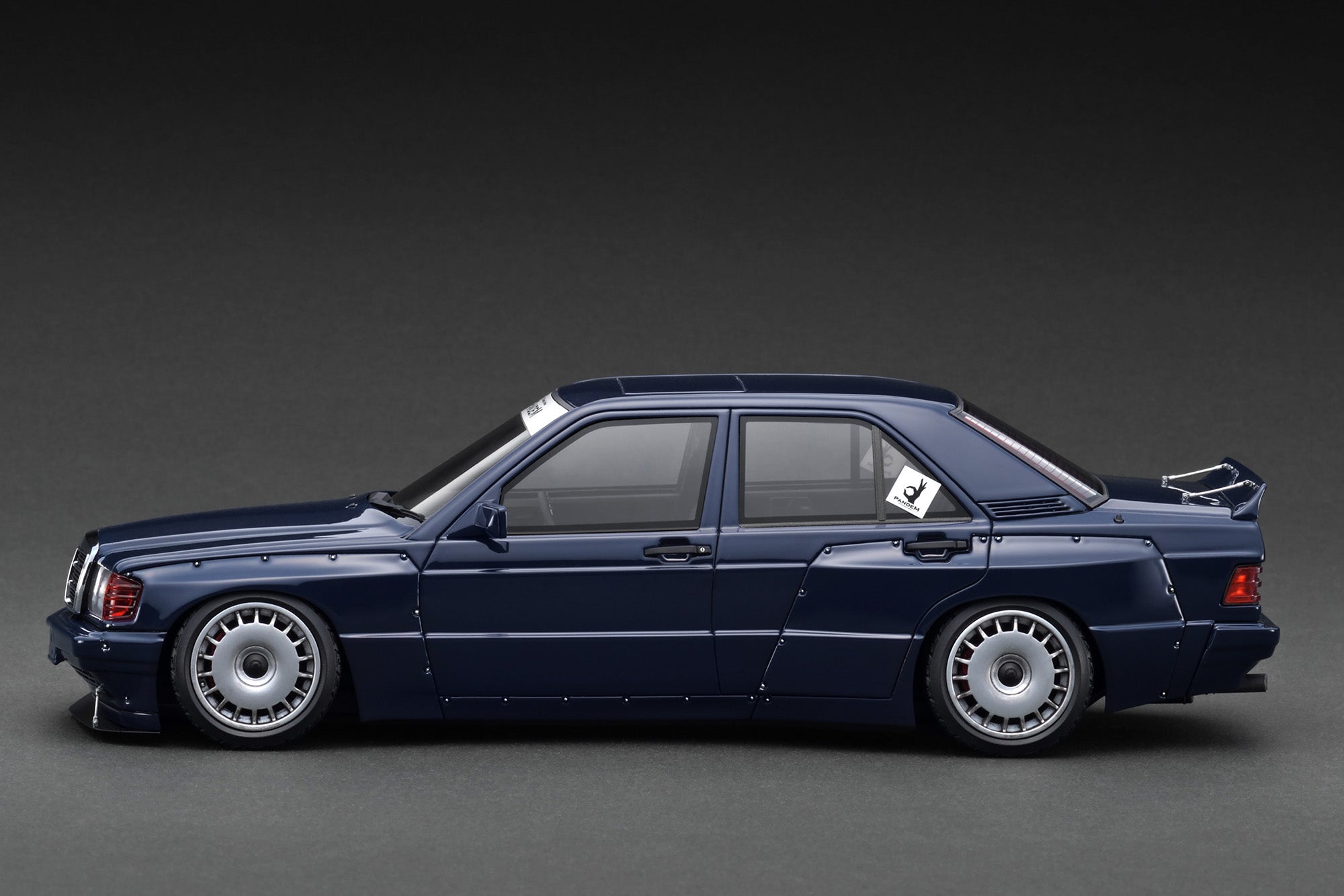 1:18 Mercedes-Benz W201 190E PANDEM -- Blue Black -- Ignition Model IG