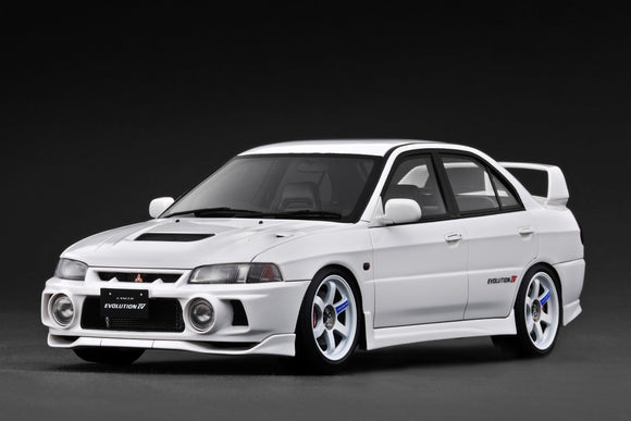 1:18 Mitsubishi Lancer Evolution IV (CN9A) -- White -- Ignition Model IG3782