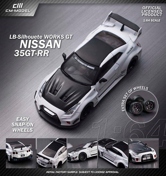 1:64 Nissan R35 LBWK Super Silhouette 35GT-RR -- White w/Carbon -- CM-Model