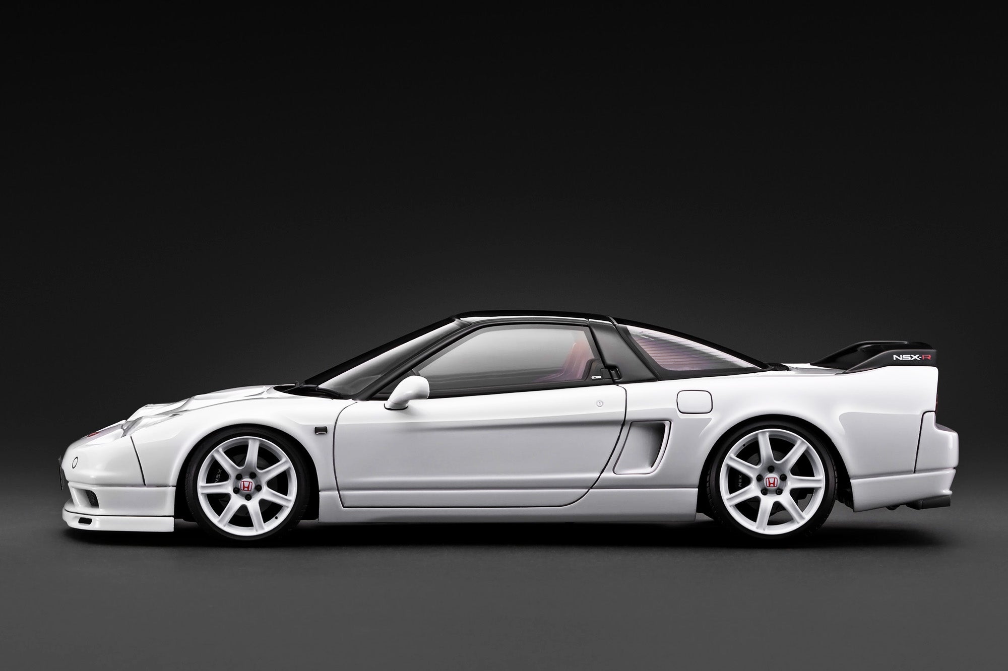 IG1363 1/43 Honda NSX-R（NA2） White Pre-Order) 1:18 Honda NSX-R (NA2) -- White -- Ignition Model IG3911