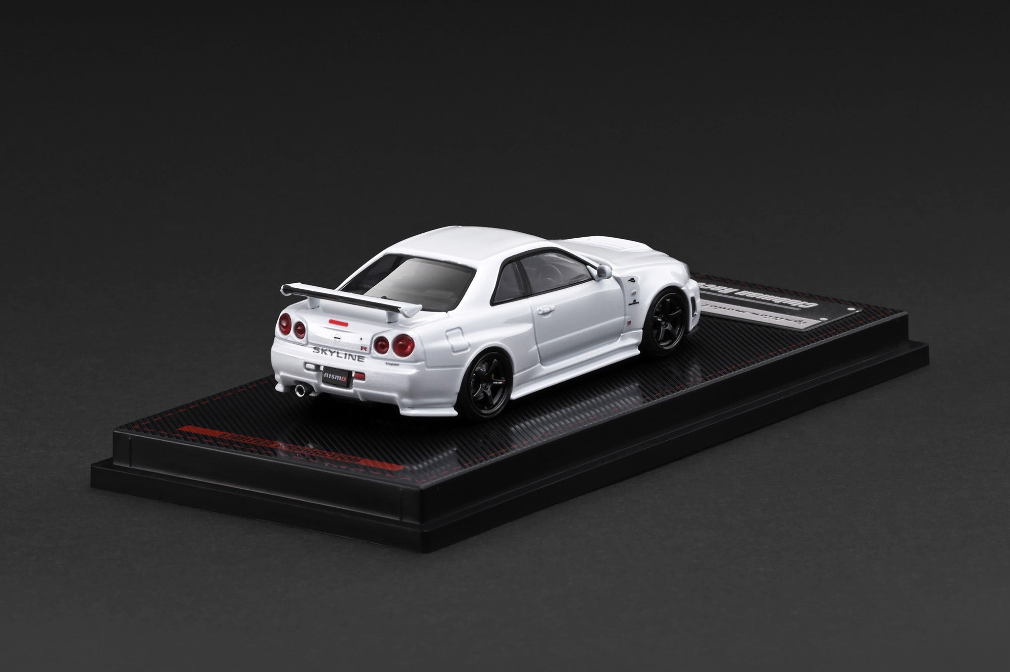 Pre-Order) 1:64 Nissan Skyline R34 GT-R NISMO -- White Metallic -- Ig