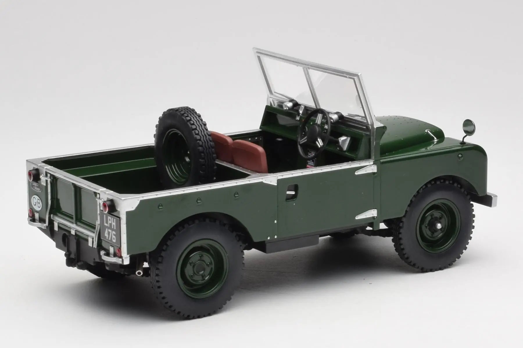 Diecast model cars Land Rover 88 1/18 Minichamps Series I grün/beige Diecast model cars Land Rover 88 1/18 Minichamps Series I grün/beige