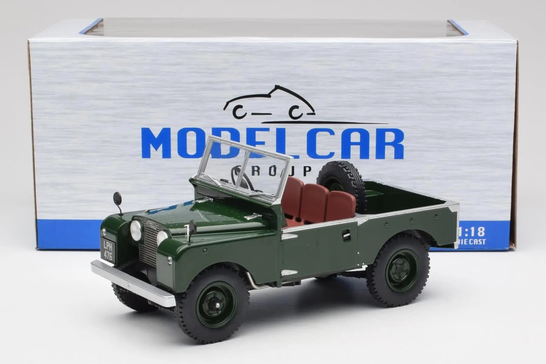 Land Rover 88 Series 1 Hard Top – échelle 1/18 – MCG – Beige Clair (neuf)