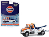 1:64 International Durastar 4400 Tow Truck -- Gulf Oil -- Greenlight