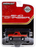 1:64 1984 Chevrolet K-10 Scottsdale 4x4 -- Sno Chaser -- Greenlight