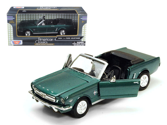 1:24 1964 1/2 Ford Mustang -- Green -- MotorMax