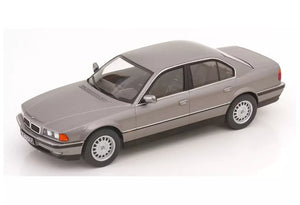 1:18 BMW 740i E38 1st Series 1994 -- Grey Metallic -- KK-Scale