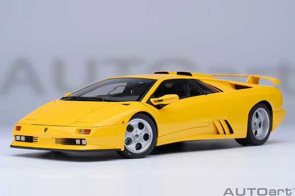 1:18 Lamborghini Diablo SE JOTA -- Superfly Yellow -- AUTOart 79144