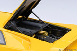 1:18 Lamborghini Diablo SE JOTA -- Superfly Yellow -- AUTOart 79144