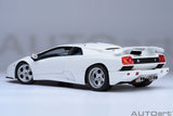 1:18 Lamborghini Diablo SE JOTA -- Impact White -- AUTOart 79145