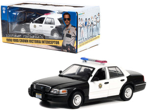 1:24 Reno 911 -- 1998 Ford Crown Victoria Police Car Jim Dangle -- Greenlight