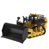 1:64 CAT D11T Track-Type Tractor w/Attachments -- Diecast Masters Caterpillar