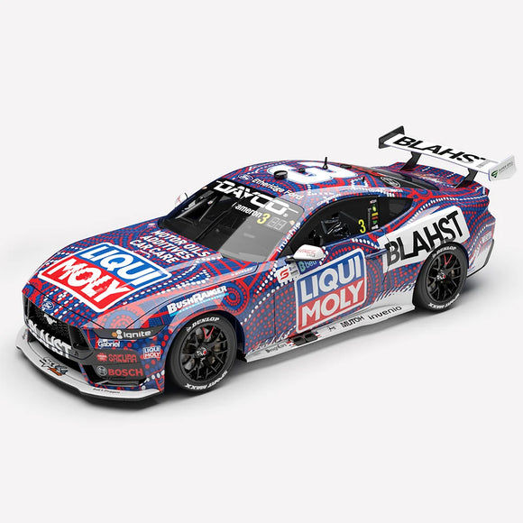 1:43 Lewis Hamilton 7 x World Champion Set -- Minichamps F1