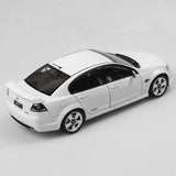 1:18 Holden VE Commodore SSV -- Heron White -- Authentic Collectables