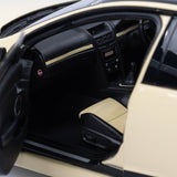 1:18 Holden VE Commodore SSV -- ‘SANDBAG'N’ Sandy Taupe -- Authentic Collectables Exclusive