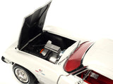 1:18 1963 Chevrolet Corvette Stingray -- White -- American Muscle