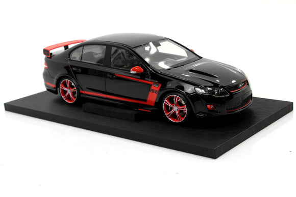 1:18 2012 FPV GT R-Spec -- Silhouette Black With Red Accents -- Apex Replicas
