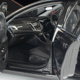(Pre-Order) 1:18 Holden VFII Commodore Motorsport Edition -- Phantom Black -- Biante