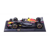 1:24 2022 Max Verstappen -- World Championship Winner Red Bull -- Bburago F1