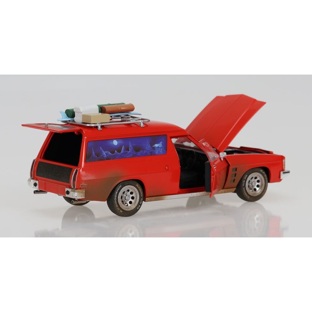 1:24 Mad Max (Dirty Version) -- Holden HJ Sandman Panel Van -- Orange