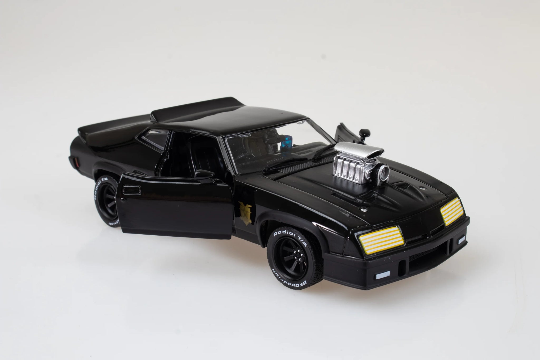 1:24 Mad Max -- Black Interceptor -- Ford XB Falcon -- DDA Collectible