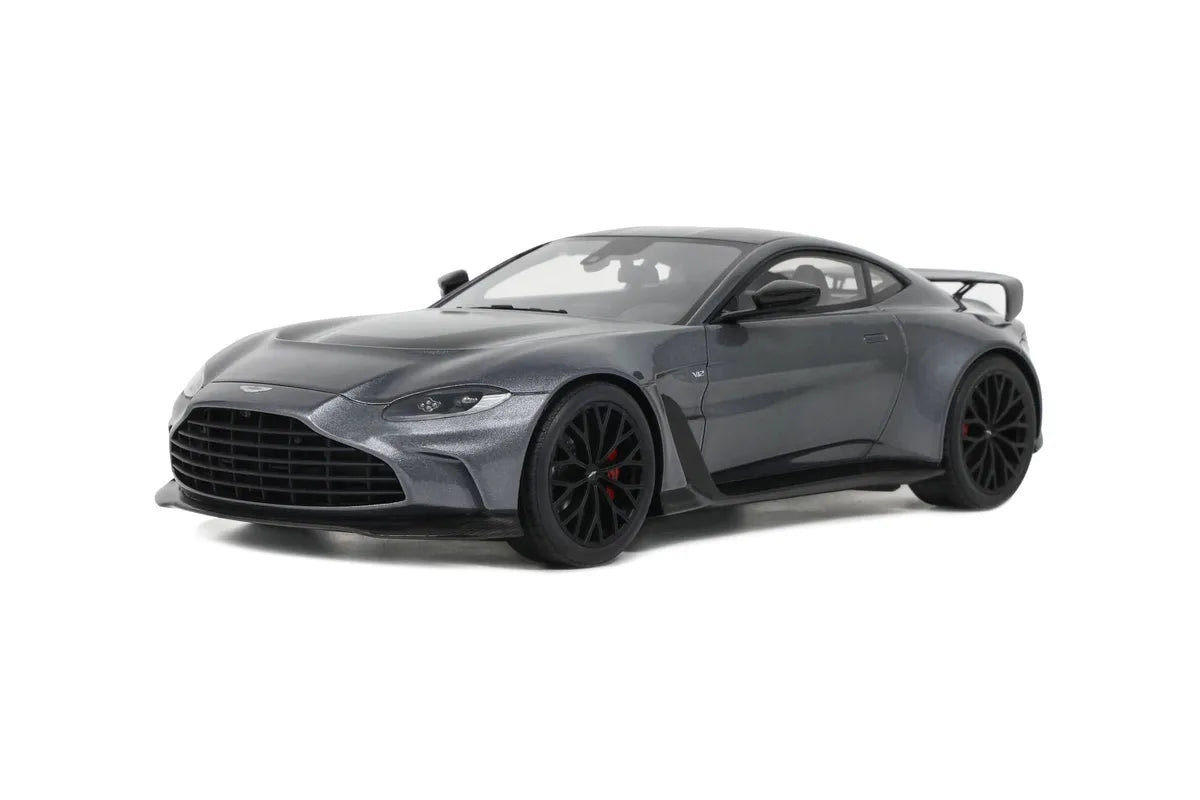 Cult Scale Models 1:18 Aston Martin DBS Vantage Año de construcción 1967-1972 rojo oscuro