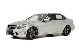 1:18 Mercedes Benz C63 AMG (W204) -- Silver Metallic -- GT Spirit