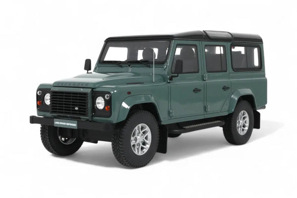 (Pre-Order) 1:18 Land Rover Defender 3 Station Wagon -- Dark Green -- GT Spirit