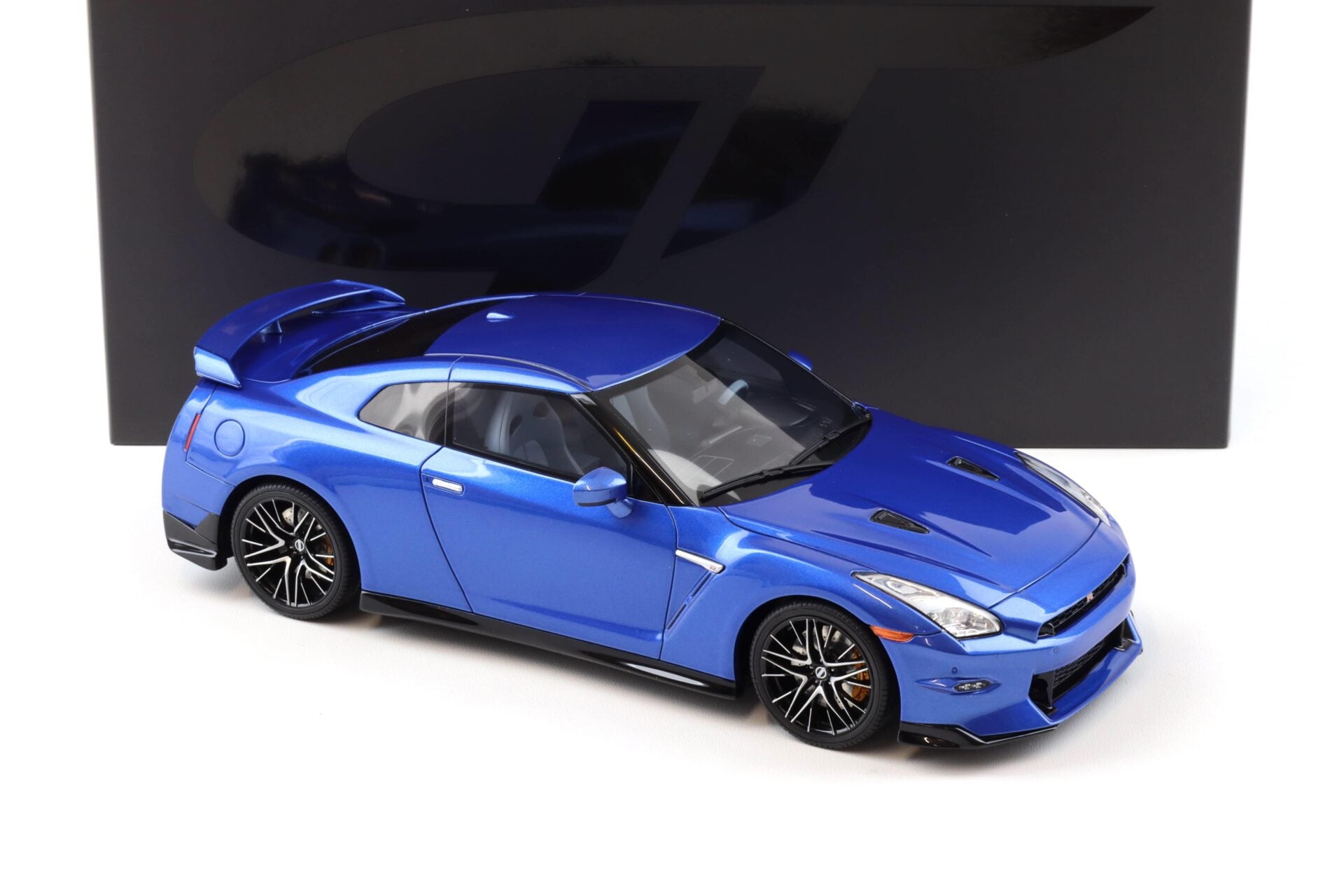 Nissan GT-R 1/18 スケールモデル 青 1:18 Nissan GT-R T-Spec 