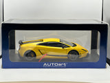 1:18 Lamborghini Gallardo LP570-4 Superleggera -- Yellow -- AUTOart 74658