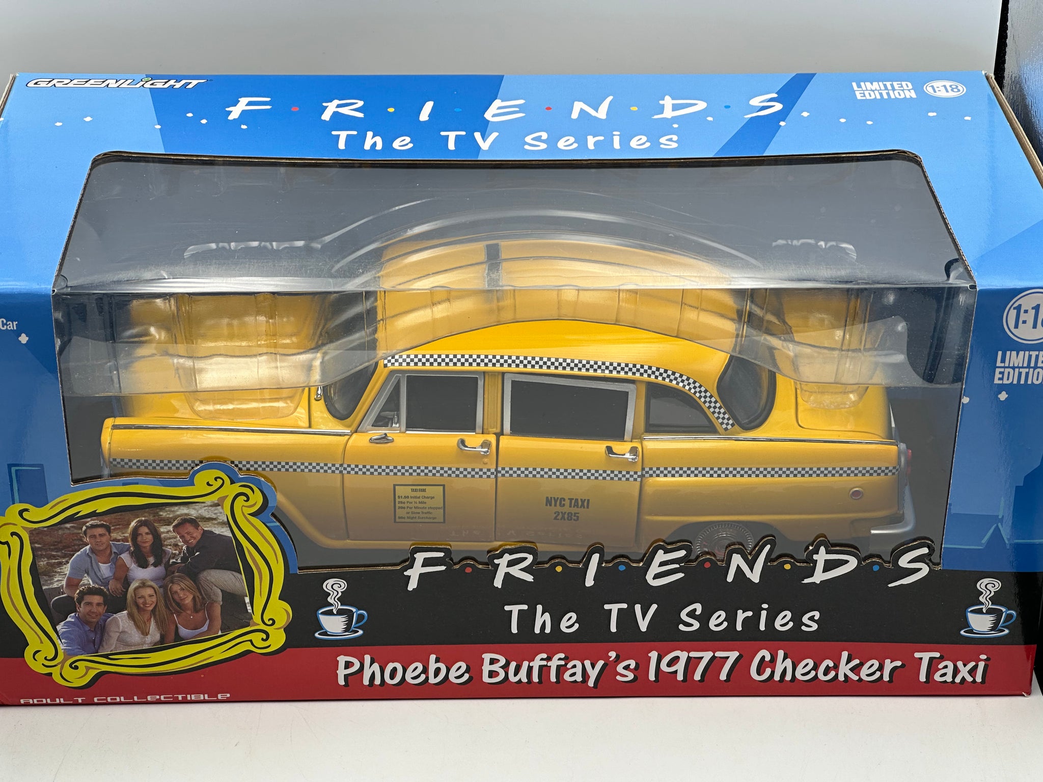 1:18 Phoebe Buffay's 1977 Checker Taxi -- Friends TV Series -- Greenli
