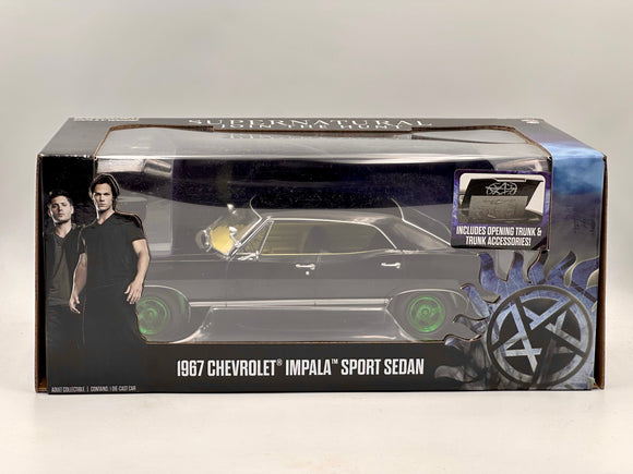 1:24 1967 Chevrolet Impala Sports Sedan - Supernatural *CHASE VERSION*- Greenlig