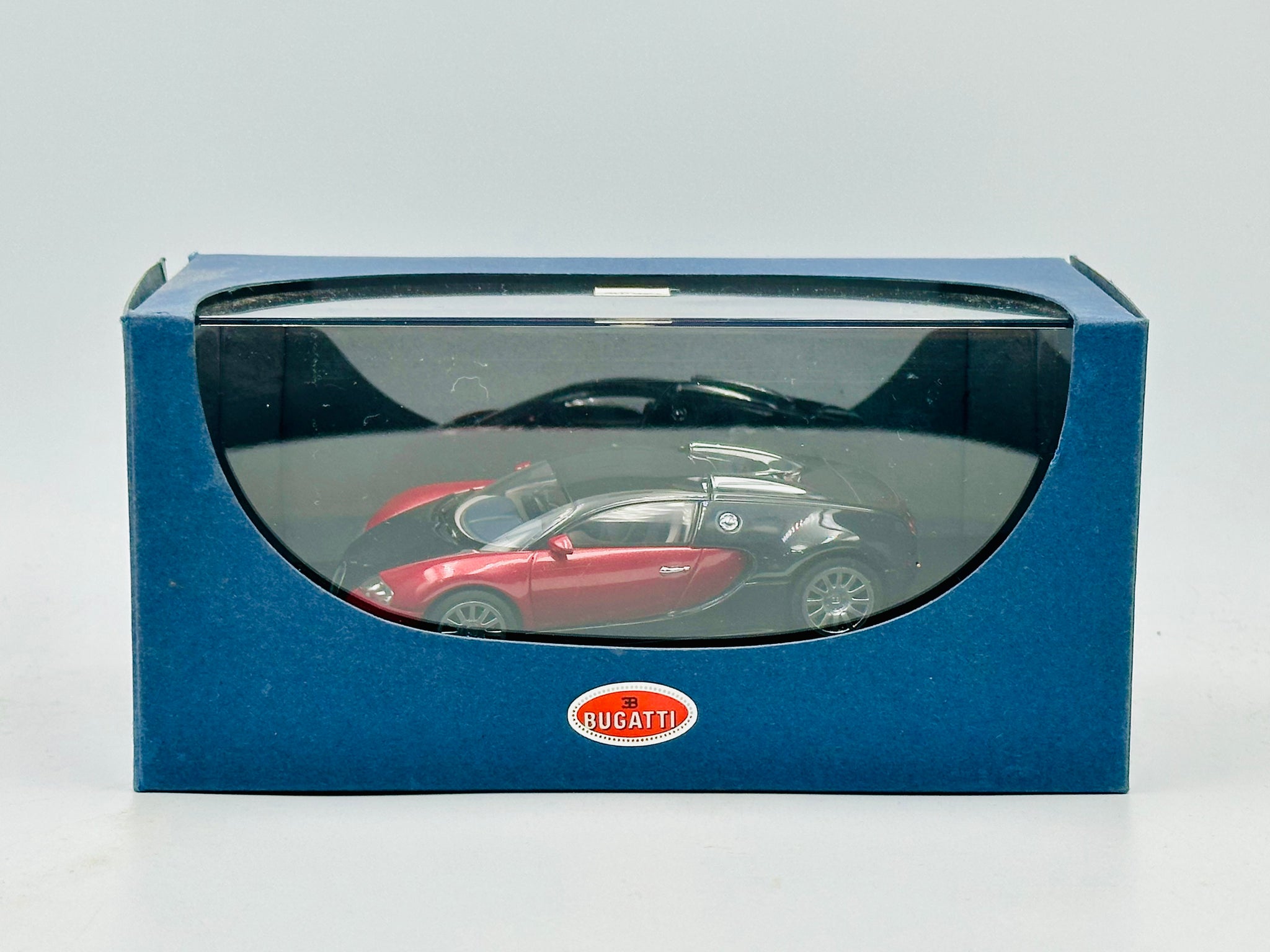 1:43 Bugatti 16.4 Veyron -- Black & Red -- AUTOart