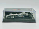 1:43 David Coulthard -- McLaren Mercedes MP4-16 -- Minichamps F1